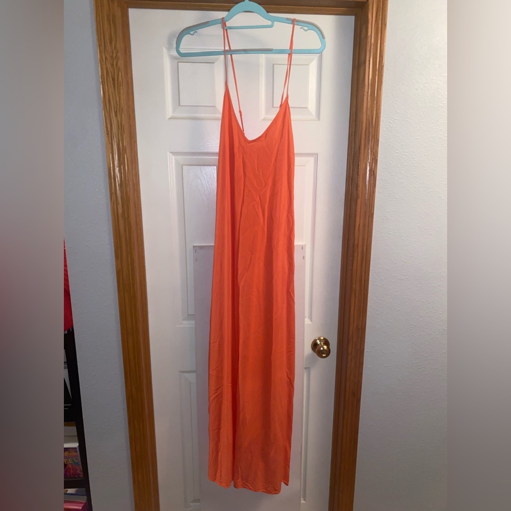 Corral pink linen maxi dress
Old Navy
XL Tall